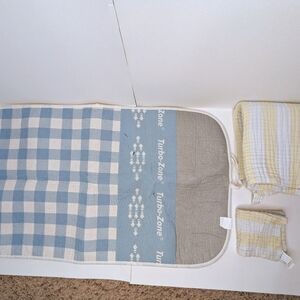 Baby Bundle Portable Changing Matt Cotton Facecloth Washcloth & Blanket